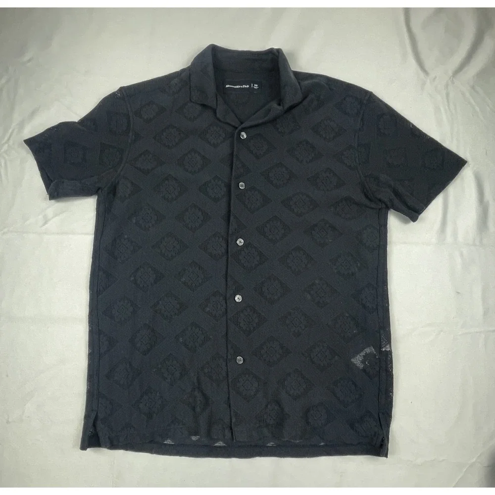 ABERCROMBIE & FITCH MENS XS BLACK GEOMETRIC OPEN KNIT CAMP SHIRT BUTTON FRONT